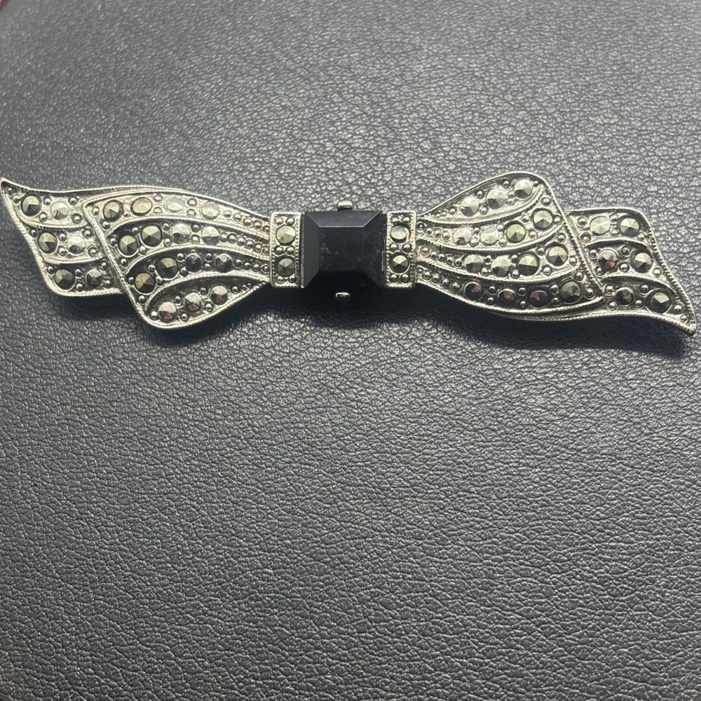 Vintage 1928 Jewelry Art Deco Bow Brooch Black Glass Silver Black Marcasite Pin